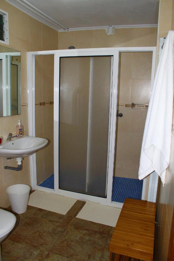 Albergue O Botafumeiro Arzúa 外观 照片